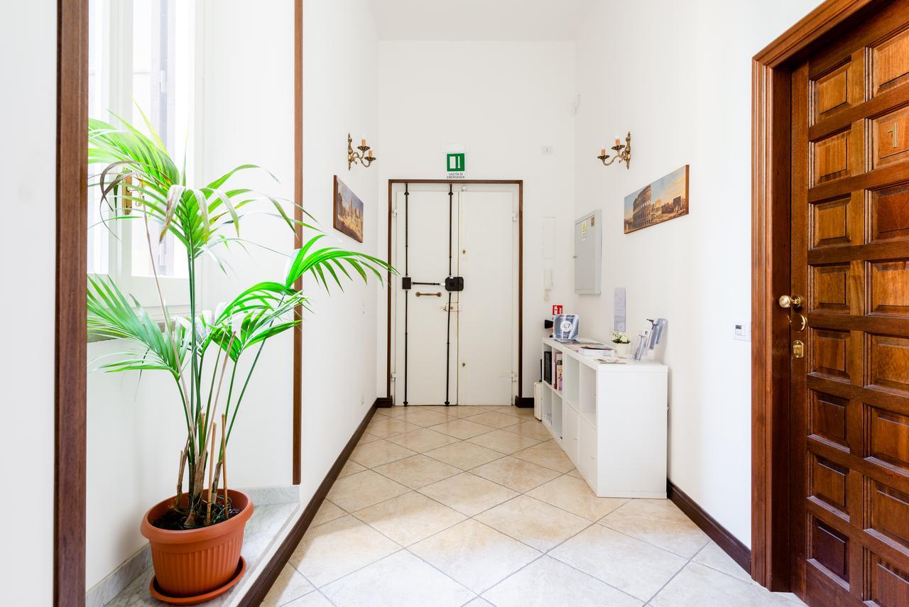 Hotel Casa In Monti Roma Exterior foto